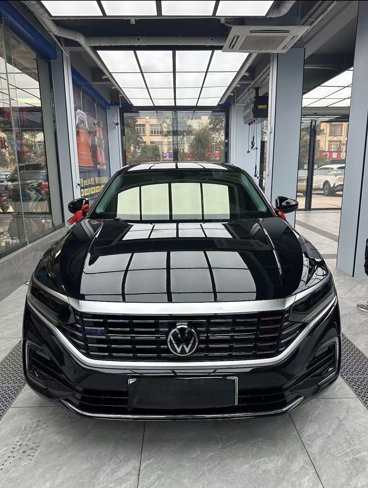 Ceramic ClearBase CB05 Car Window Tints Film - Image 3